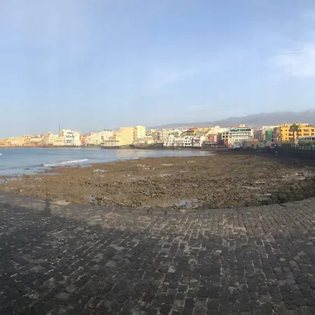 Apartment Let,s Escape Medano El Medano (Tenerife)